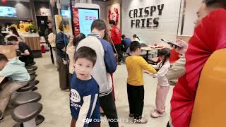 하노이 백화점 안 맥도날드