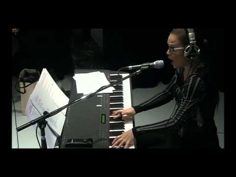 Tarja Turunen - I Walk Alone (Acoustic Live in "Vorterix Radio")