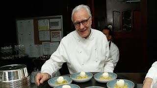 Alain Ducasse : "Thomas Pesquet a choisi 17 plats" pour aller dans l'espace