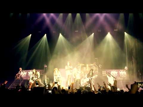 171125_poison-alice-cooper-live-MHP-arena-ludwigsburg