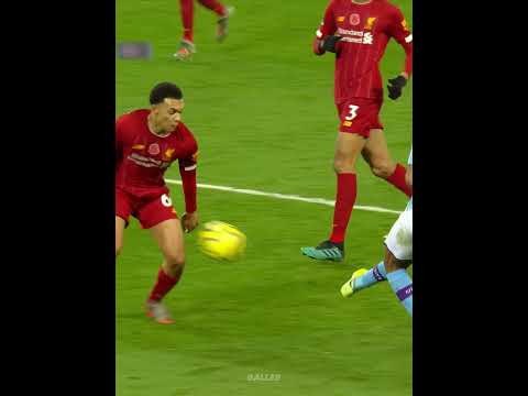 Guardiola's Funny Reaction To The Referee 😂