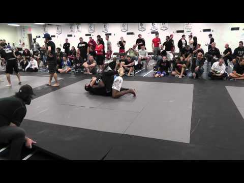 Carl Loubert vs Mistral Gedeon - Montreal Grappling Grand Prix - Div II -200 - Round Robin