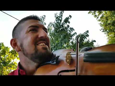 Sale Show i Branko sviraju akusticne violine