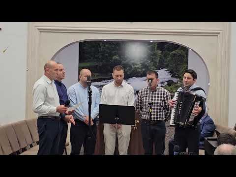 Fratii Ursaciuc  - La Horeb un munte al Domnului 