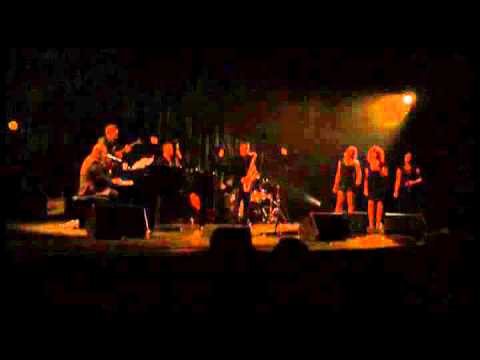 I CAN`T STOP LOVING YOU, UROS PERIC, PERICH, PERRY, FRANCE 2015, RUEIL MALMAISON, THE PEARLETES