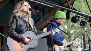 Elizabeth Cook - Heroin Addict Sister