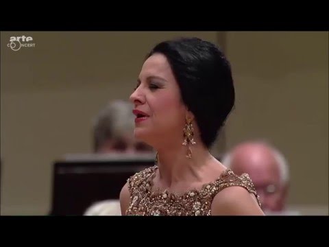 Angela Gheorghiu - Verdi - La traviata - 'Addio del passato'