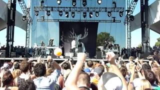 Miike Snow "Kids Don't Stand A Chance" w/ Ezra Koenig (Vampire Weekend) LIVE @ ACL 2010