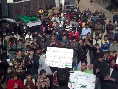 مظاهرة في قرية الحواش في سهل الغاب في جمعة "سننتفض لأجلك بابا عمرو"