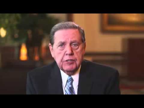 Elder Holland presenta Meet the Mormons