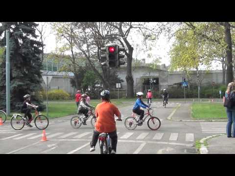 RADFAHRPRÜFUNG, Teil 2, der Klasse 4b am 23.04.2013