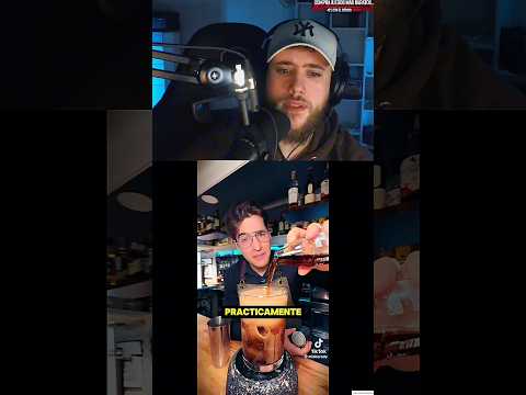 Estás sirviendo mal la Coca-Cola 🤯 #carola #reddit #humor #memes #cocacola #parati #shorts