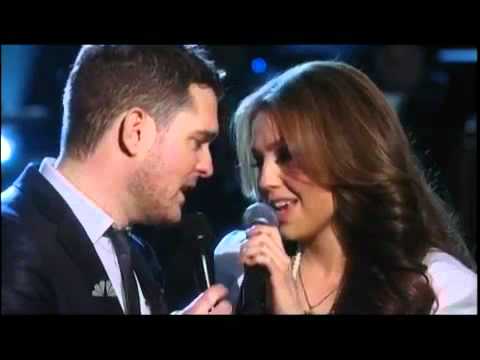 Michael Buble ft Thalia -  Mis Deseos / Feliz Navidad (NBC - A Michael Bublé Christmas)