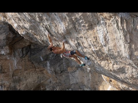 The first ascent of Vision Quest 9a/+ on December 16th 2024