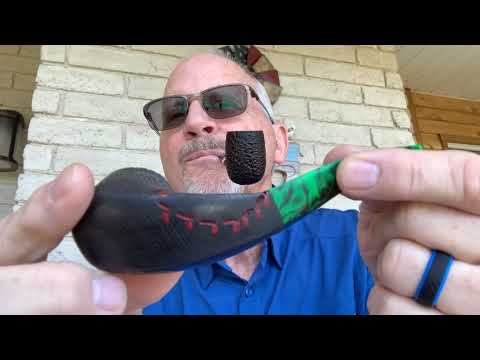 My Pipe Series: Holiday Pipes & Meers Video