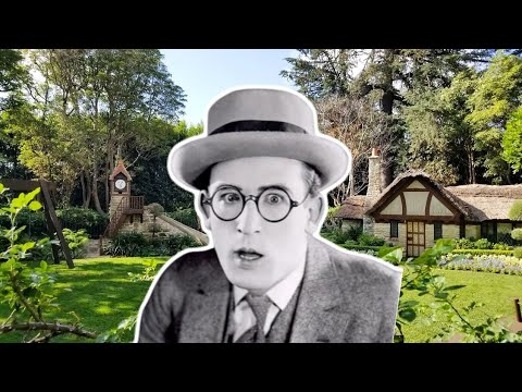 download lagu mp3 mp4 Green Acres Estate, download lagu Green Acres Estate gratis, unduh video klip Green Acres Estate