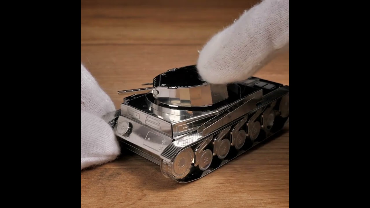 Ocelová stavebnice tank Pz.Kpfw. II