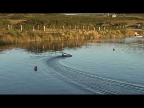 RC Airboat - In line Twin Engine trial on test hull