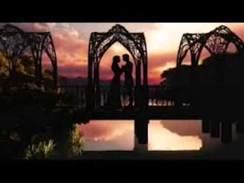 MANDOLINS IN THE MOONLIGHT     PERRY COMO