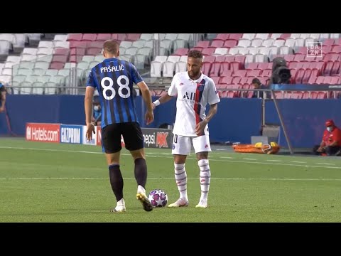 Neymar tunnelt alles was nicht bei 3 auf dem Baum ist | DAZN