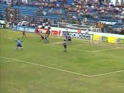Em 2000, os melhores momentos de Olaria 3 x 4 Botafogo pelo Campeonato Carioca