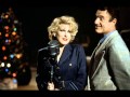 Bette Midler & James Caan - Baby It's Cold Outside