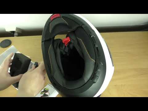 Schuberth C4 en Sena SC1 advanced