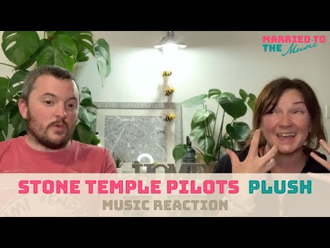 Stone Temple Pilots - Plush (Live Acoustic) - Music Reaction video - Married To The Music
