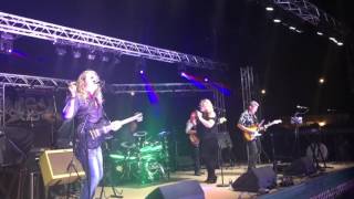 Shut up and dance. Marie Wilson Band plays to largest crowd ever at ApCal.
