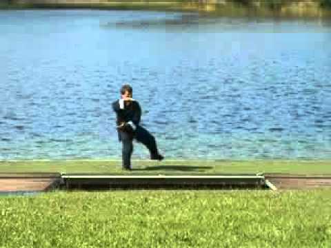 TAI CHI - MEDITATION IN BEWEGUNG thumbnail