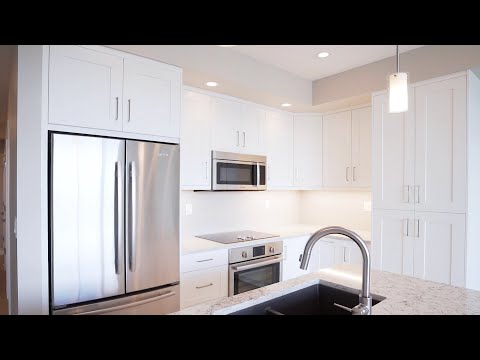 Suite #826: Beautifully Bright 2 Bedroom/2 Bath Condo