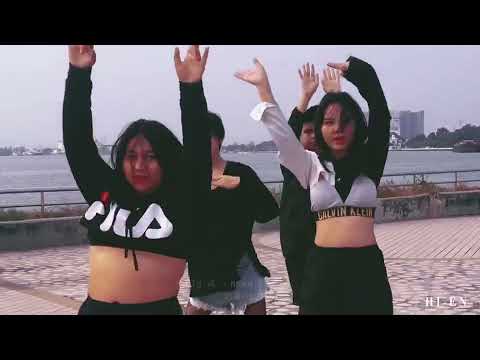 pretty savage + Lalisa BLACKPINK Cover By HI - EN