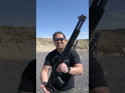 How to use a Benelli M4 12 gauge in under 60 seconds!