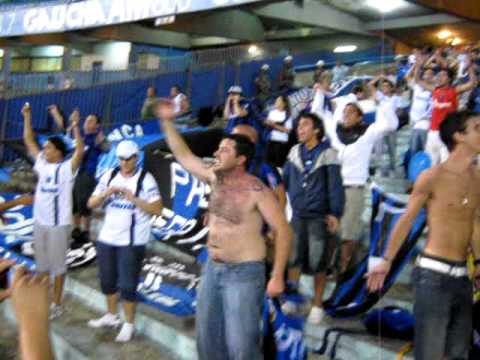 "Gremio - Liverpool  02-02-2011 170.AVI" Barra: Los Negros de la Cuchilla &bull; Club: Liverpool de Montevideo