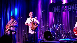 Santiago Jimenez Jr. Performs "Vive Feliz" at One-2-One Bar