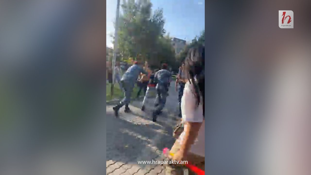 Բիրտ ուժ կիրառելով բերման են ենթարկում քաղաքացիներին