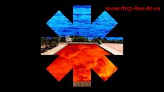 Red Hot Chili Peppers Gong Li live tease 2000