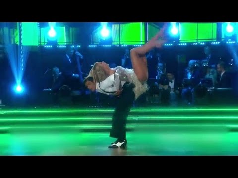 Tony Irving spår: "Samirs och Sigrids Cha cha cha kan vara veckans hit" - Let’s Dance (TV4)