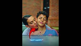 Download lagu Ronaldo Jr gets money from Georgina..🙌😂 mp3