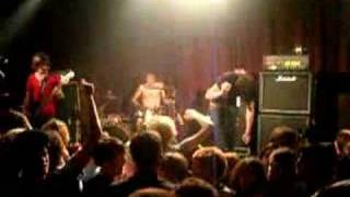 Heavy Heavy Low Low - Tell Shannon