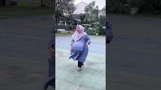 Download lagu Pregnant women have a lot of behavior👉🏾😭#shortvideo #shorts #feedshorts #feed #pregnantwoman #sho... mp3