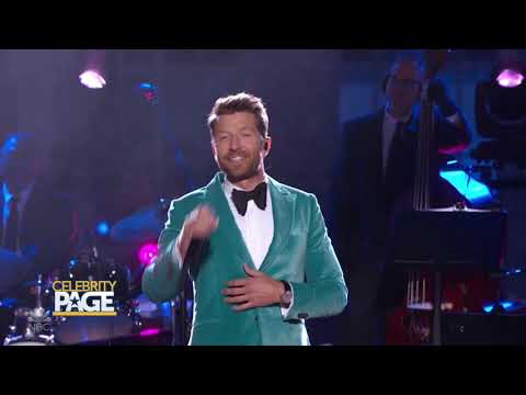 Brett Eldredge Takes The Stage With Kelly Clarkson For 'Christmas In Rockefeller Center' | CPTV