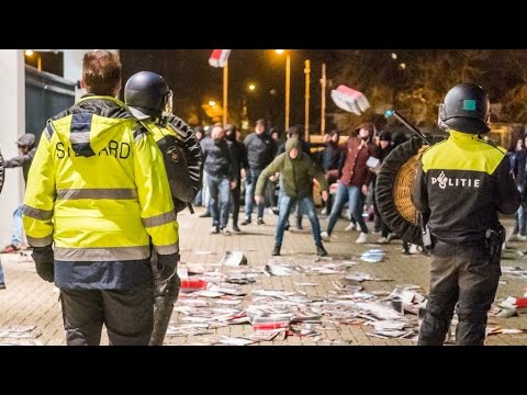 PSV hools against Police 26/01/2020