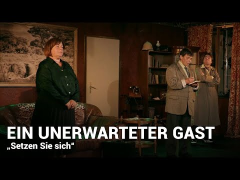 "Setzen Sie sich" | EIN UNERWARTETER GAST | TheaterLoge Luckau