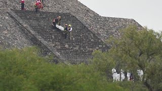 Un vídeo muestra a un hombre armado disparando a turistas en la pirámide de Teotihuacán (México)