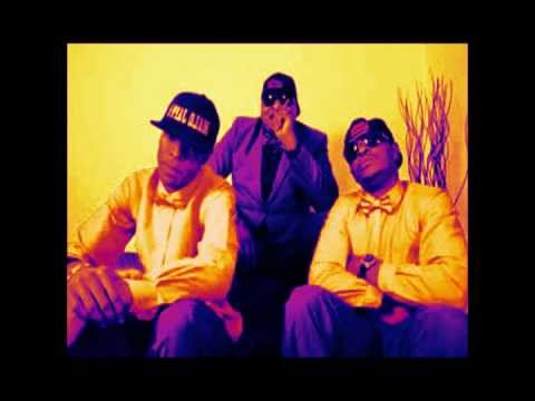 BACK2AFRIKA FT CONFUSION BY ITEPU 1 OF ABIRIBA, MALO JAPPA AND RUNS TEE...