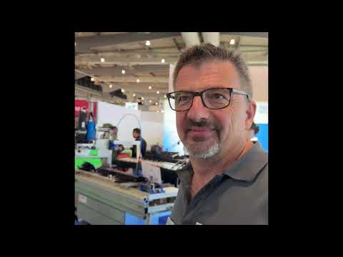 CREA WHEEL ist eine Richtmaschine für Metallbauer. Jetzt auch für Vierkant- und Rundmaterial