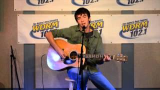 Mo Pitney Sings A Boy Girl Thing