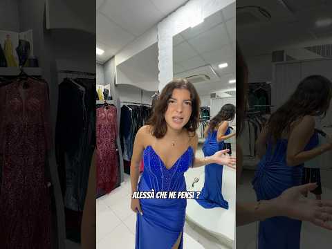 Sono andata a scegliere il vestito per il matrimonio dei @mecontrote 😱💕 #matrimonio #coppia