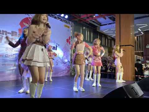 HatoBito - HeartBeat [Japan-Bangkok IDOL Festival] @Donki Mall Thonglor